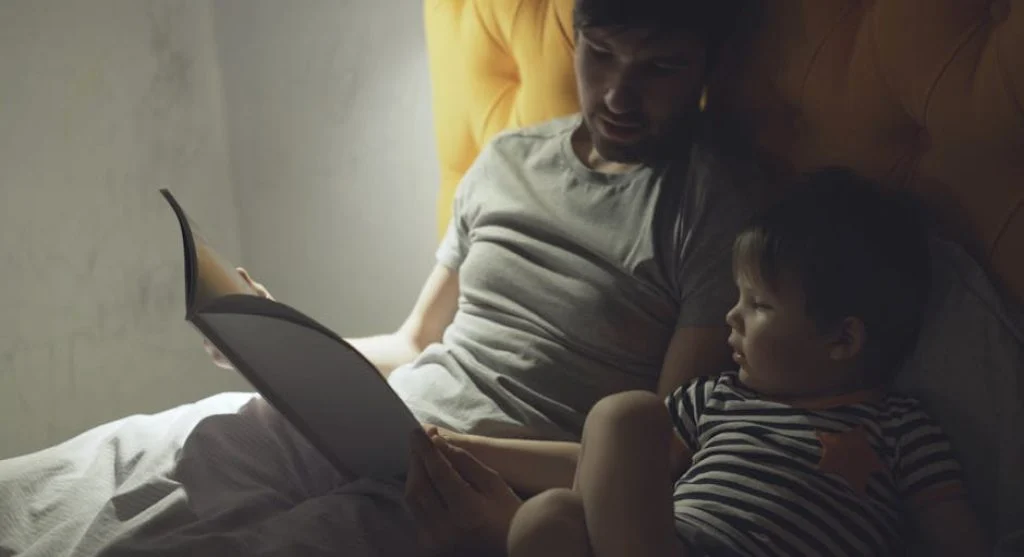 parent reading with child